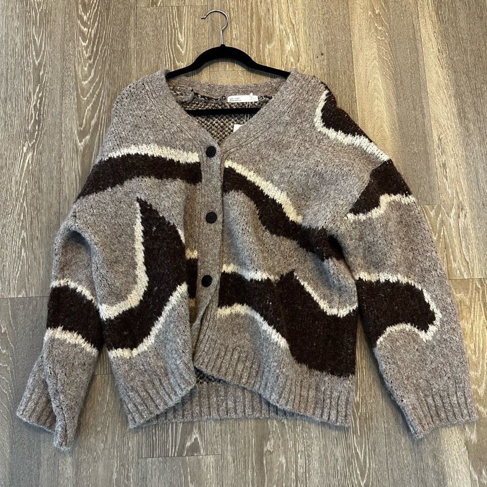 NWT Oak and Fort Intarsia Cardigan - Picture 3 of 5
